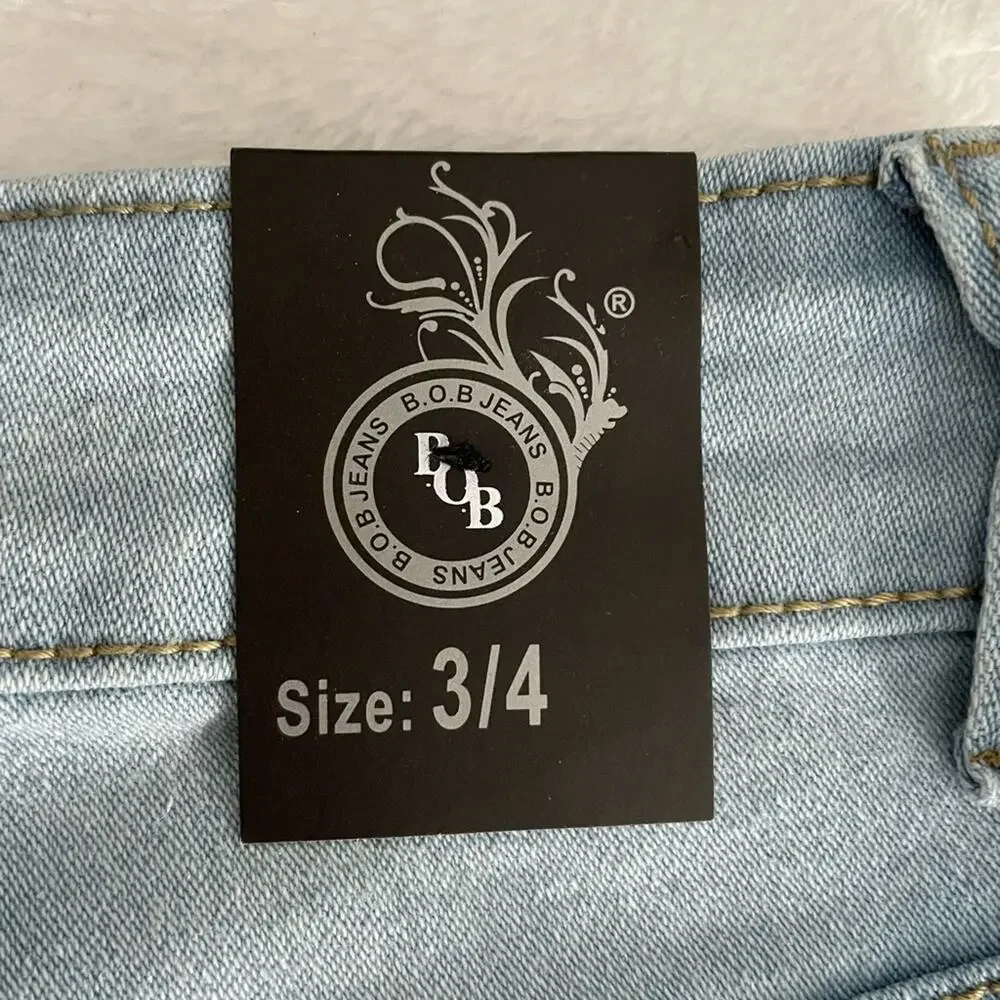 NWT‎ B.O.B Juniors Skinny Stretch Jeans Destructed Light Wash Denim Size 3/4